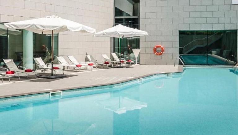 Eurostars Reina Felicia Hotel Jaca Luaran gambar